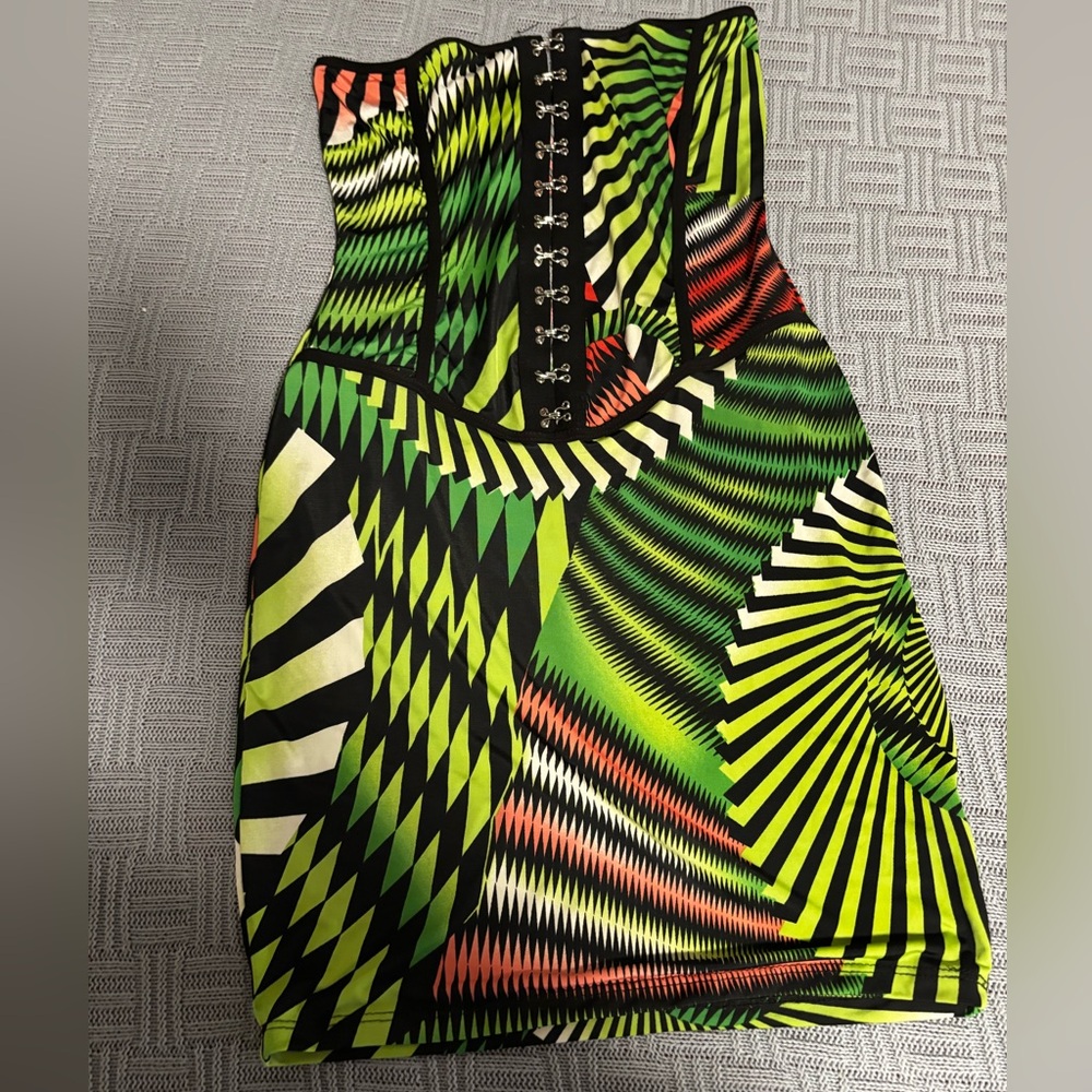 Green and Black Strapless Bodycon Dress for Night Out